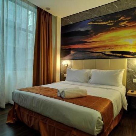 Kingston Hotel Кота Кинабалу Екстериор снимка