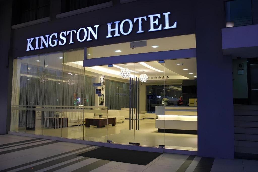 Kingston Hotel Кота Кинабалу Екстериор снимка