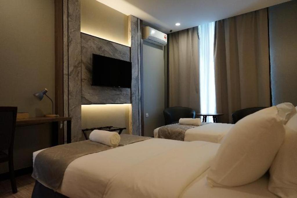 Kingston Hotel Кота Кинабалу Екстериор снимка