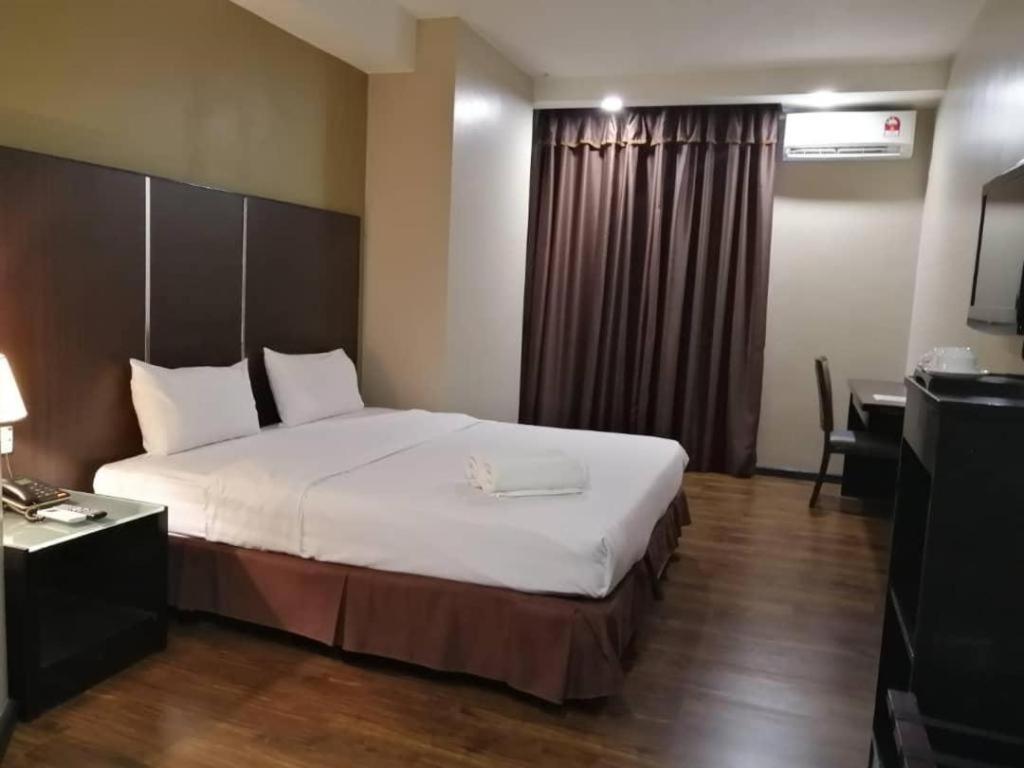 Kingston Hotel Кота Кинабалу Екстериор снимка